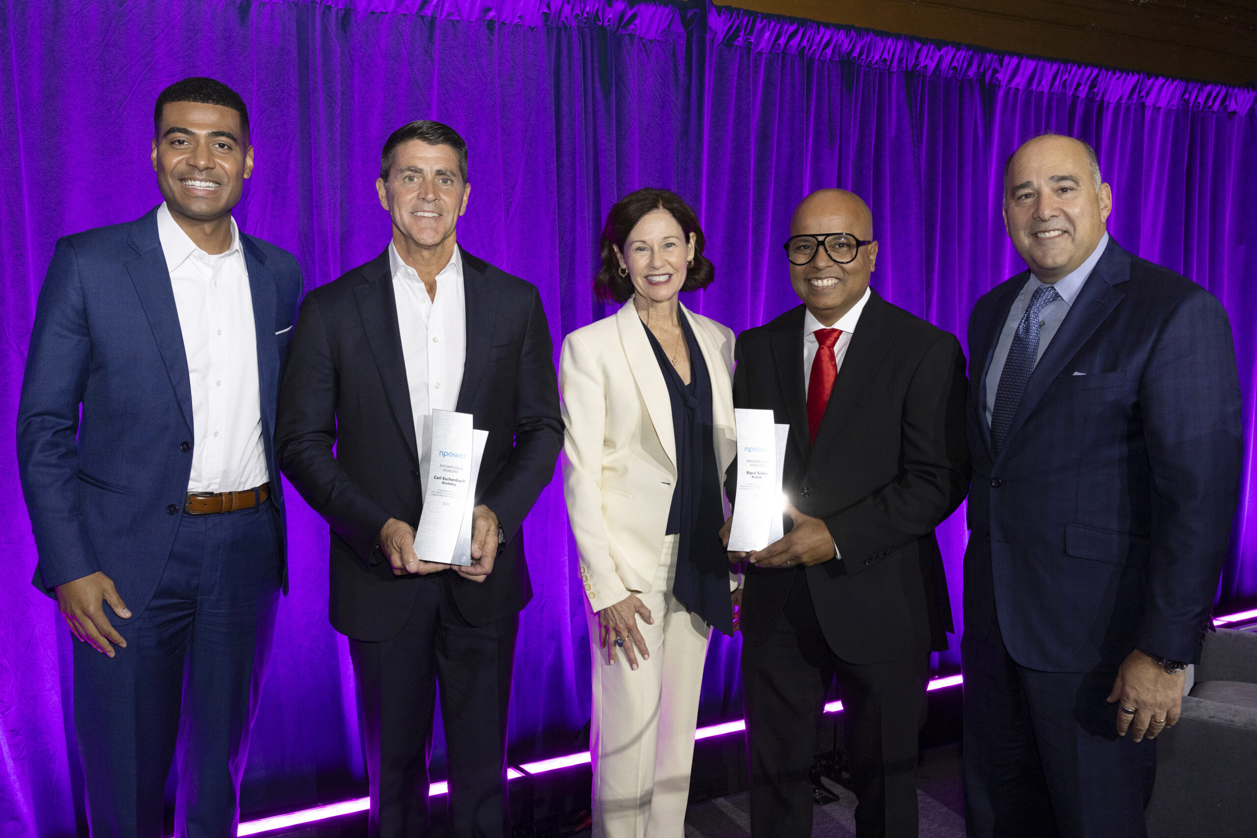 9c3250bc-0850-d183-b74b-07e32aa66c3d