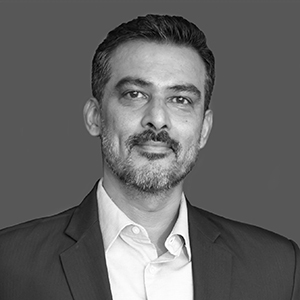 srini-krish-executive-headshot-300x300